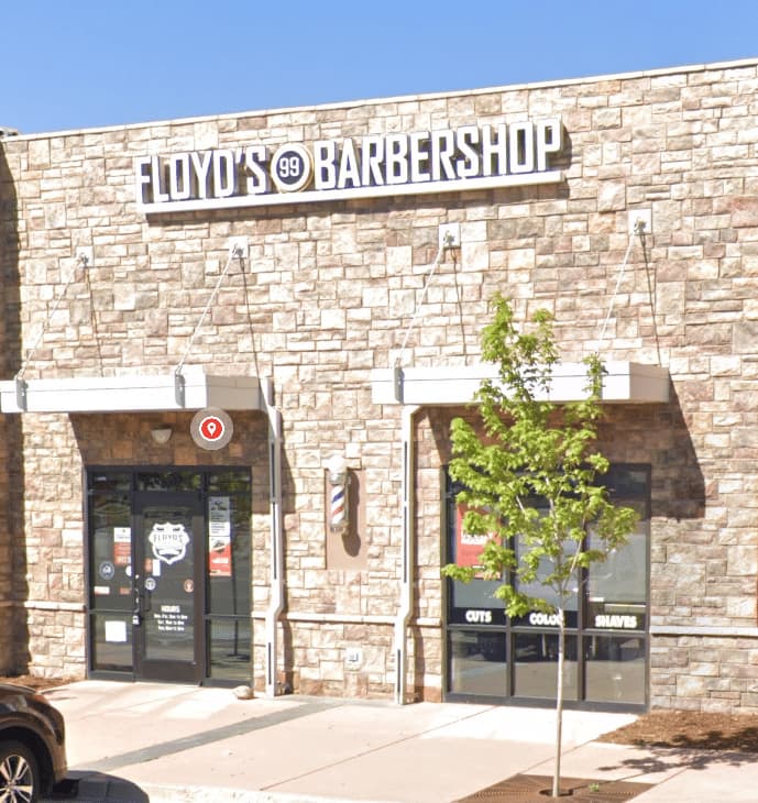 The front of the Floyd's North Academy location
