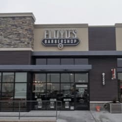 The front of the Floyd's Smoky Hill location