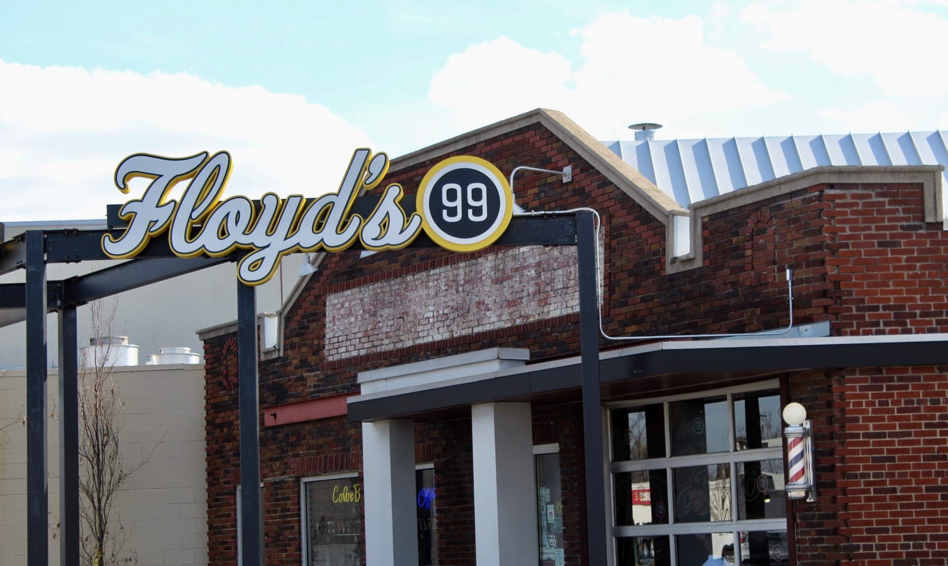 The front of the Floyd's Birmingham location