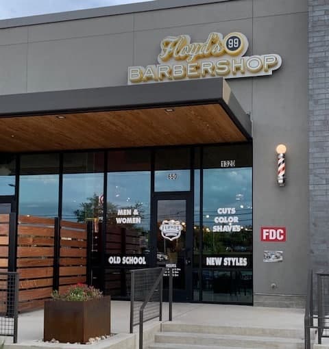 The front of the Floyd's Cedar Park location