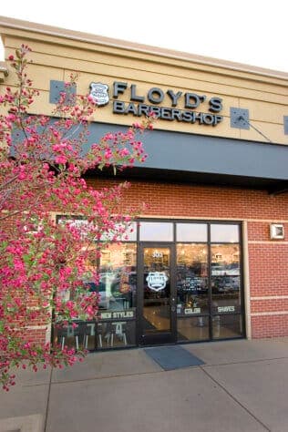 The front of the Floyd's Denver Tech Center location