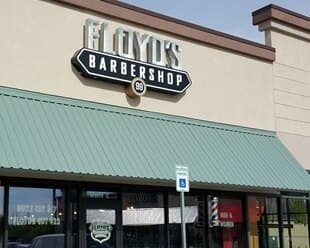 The front of the Floyd's Lafayette location