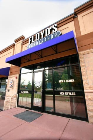 The front of the Floyd's Lakewood location