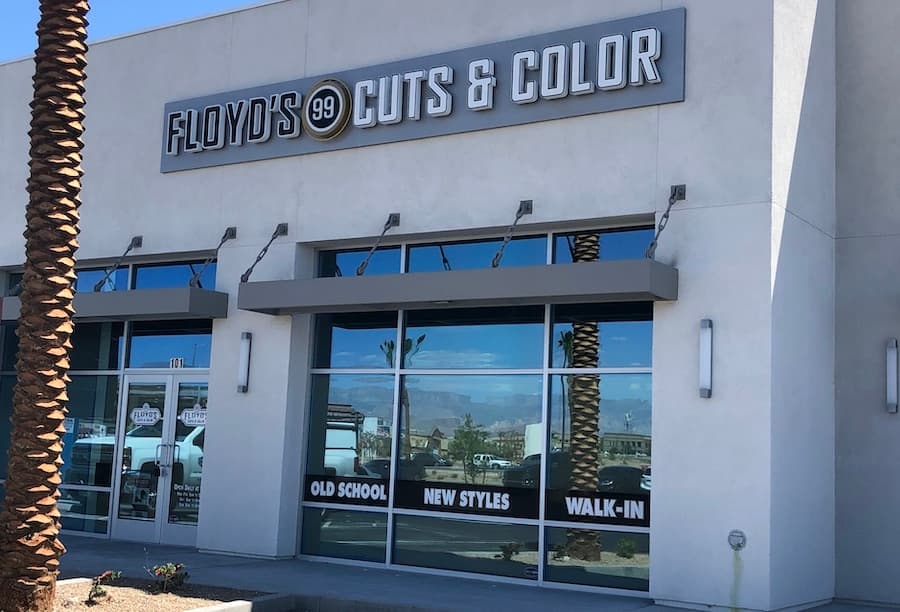The front of the Floyd's S. Rainbow location