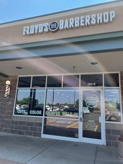 The front of the Floyd's Stonegate Crossing location