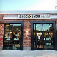 The front of the Floyd's The Heights location