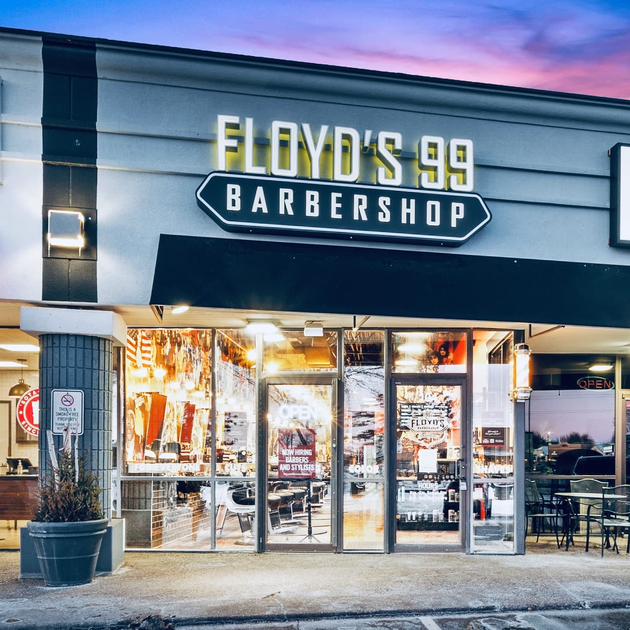 The front of the Floyd's Chanhassen location