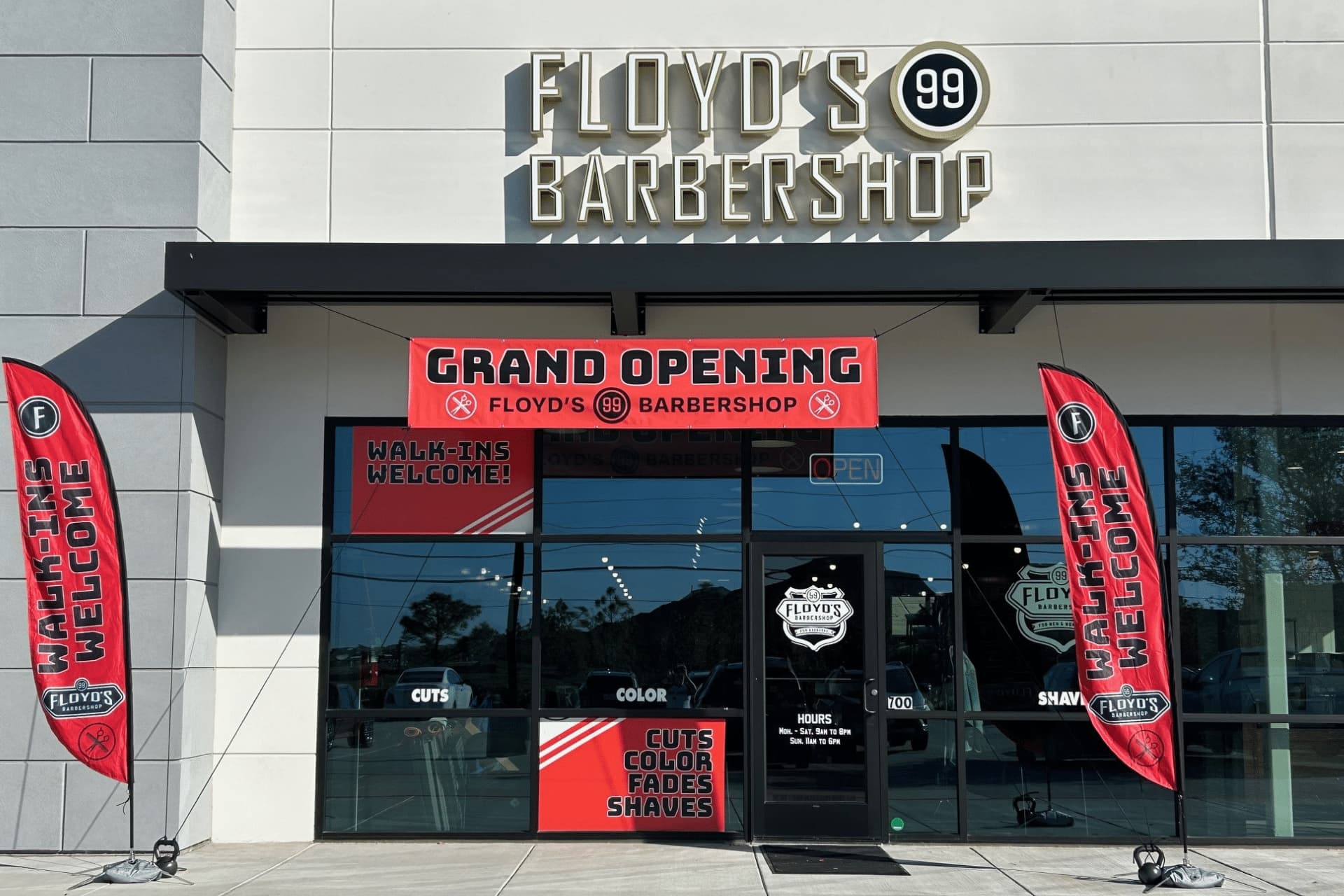 The front of the Floyd's Cypress – Bridgeland location