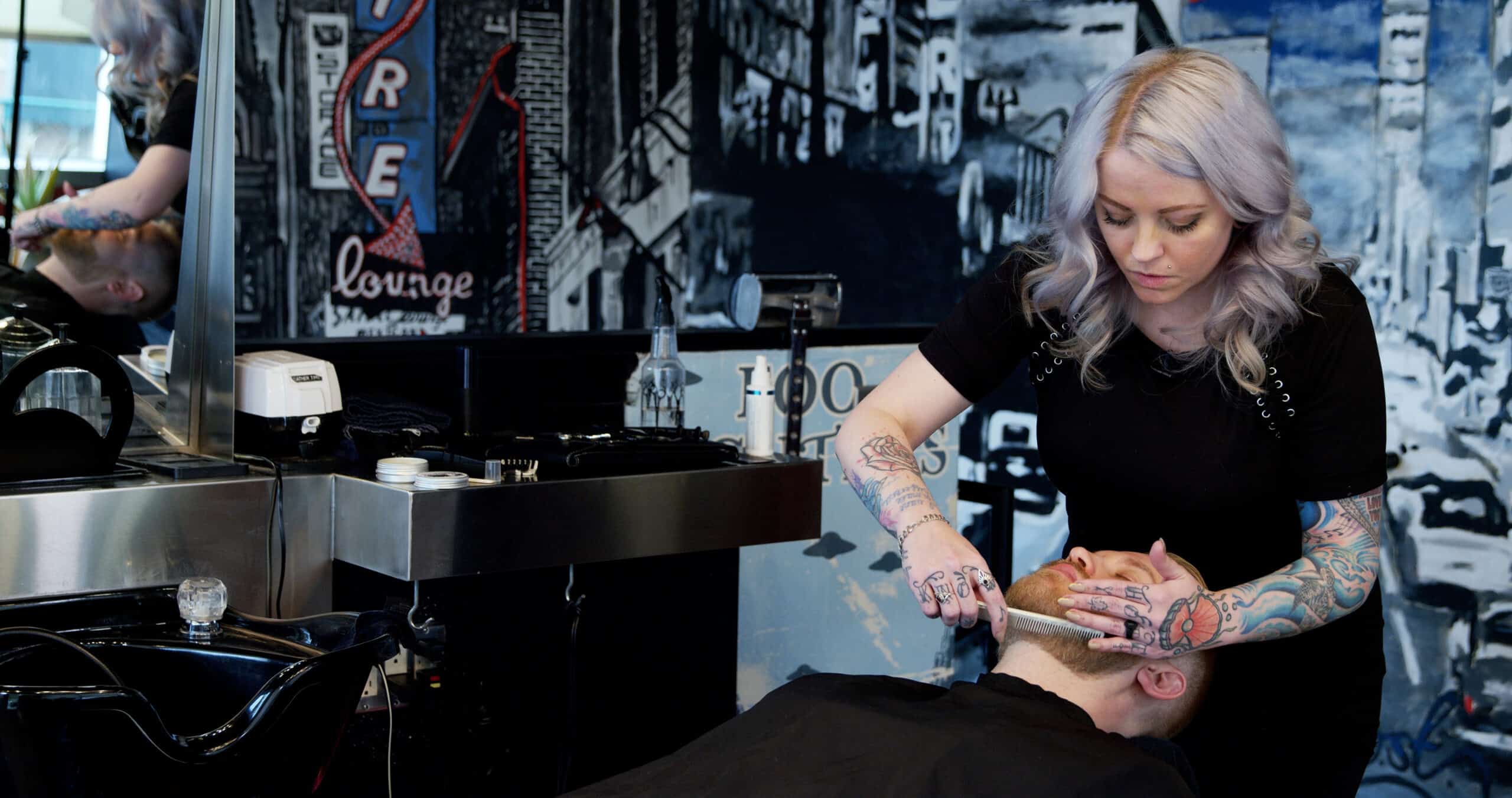 Beard trim at Floyd's Barbershop