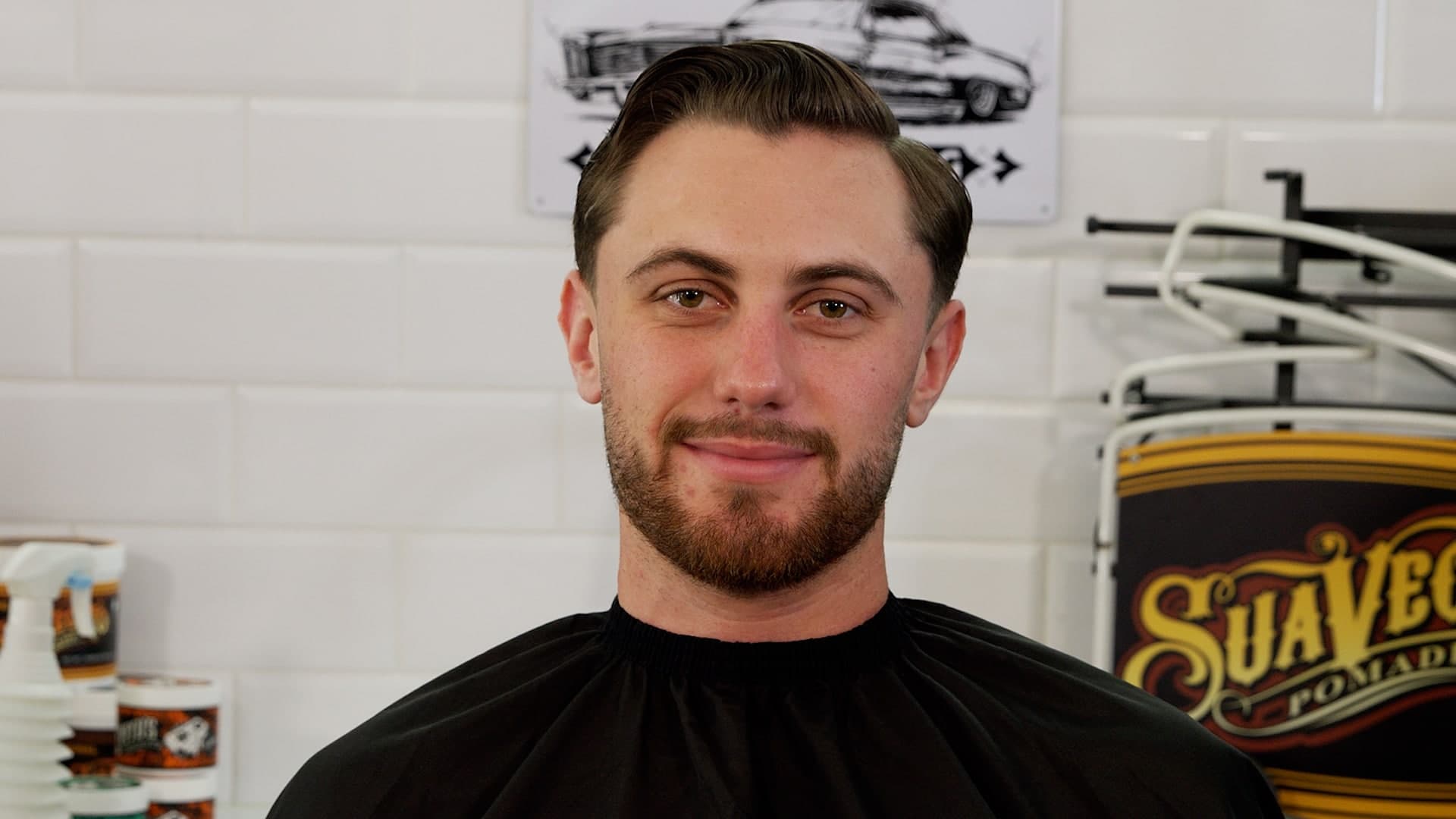 Men's haircut at Floyd's Barbershop